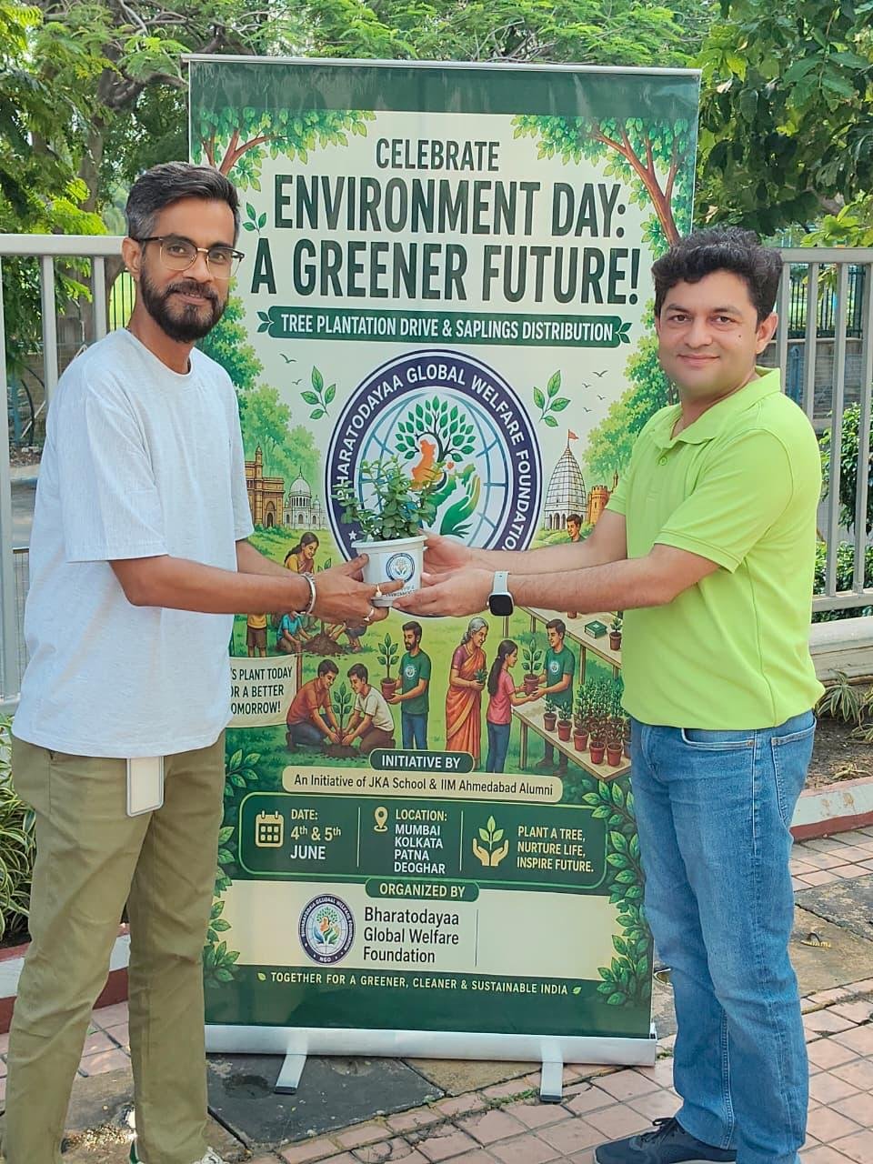 BGWF volunteers with saplings